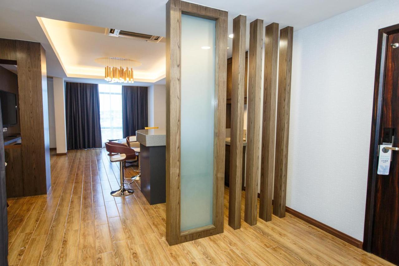 Lintas Platinum Hotel Kota Kinabalu Extérieur photo